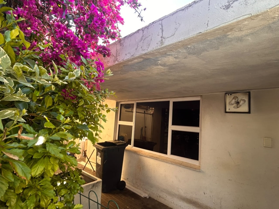 3 Bedroom Property for Sale in Rugby Western Cape